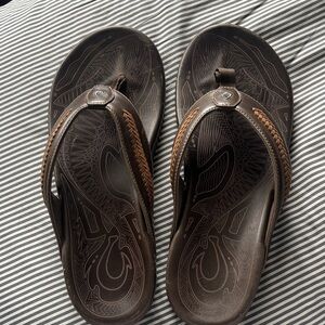 OluKai Mea Ola Mano Sandal Men’s Size 11